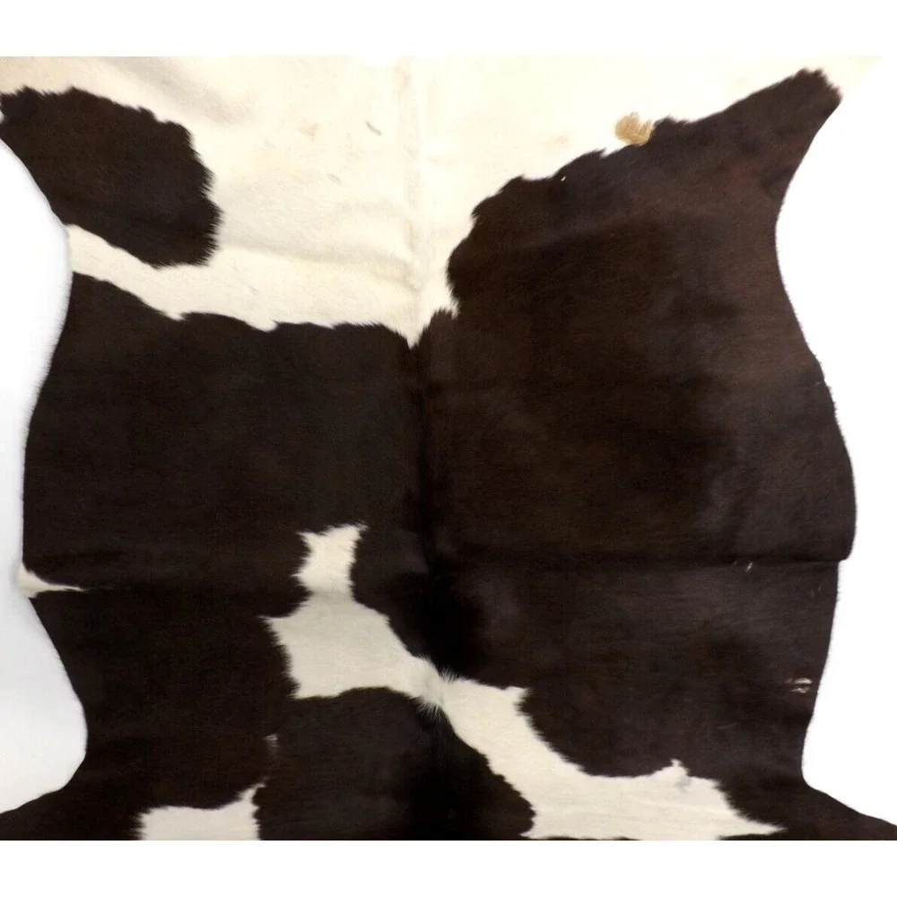 Safavieh Cow Hide Rug Collection COH211B-5 Brown/White - 27-32 sqft